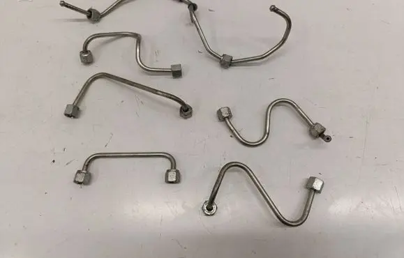 Mitsubishi L200 Fuel line pipe