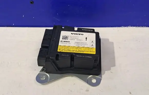 Polestar 2 Airbag control unit/module 32315772 P32315772