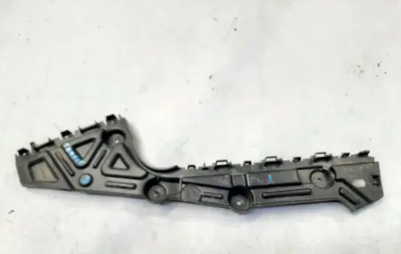 Renault Trafic III (X82) Front bumper mounting bracket 852243619R