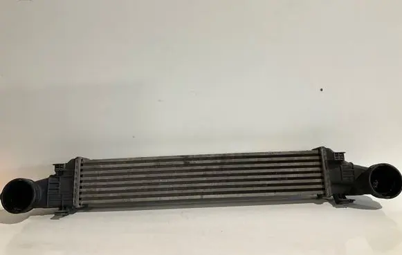 Mercedes-Benz E W211 Intercooler radiator A2115001102 G1592002