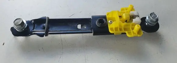Hyundai ix35 Seat belt height adjuster 