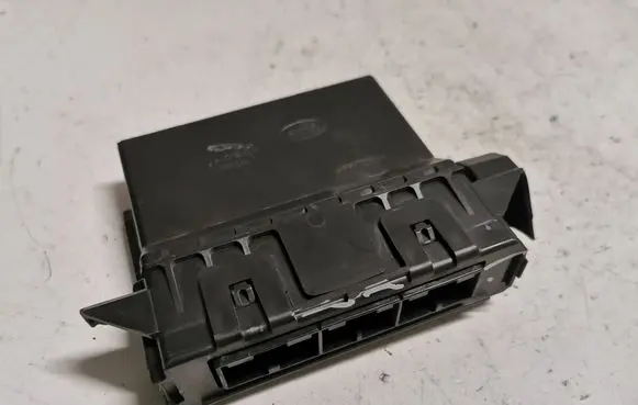 Volvo S60 Air conditioning/heating control unit FPLA14F498AA