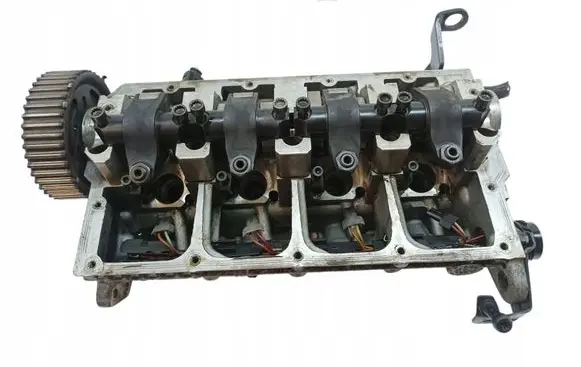Volkswagen Golf IV Engine head 038103373R