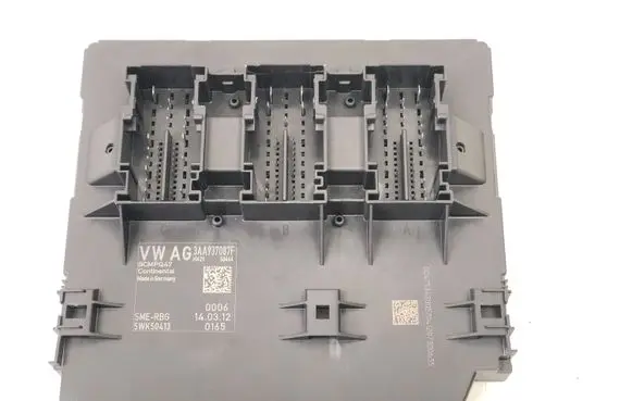 Volkswagen PASSAT B7 Comfort/convenience module 3AA937087F 5WK50413