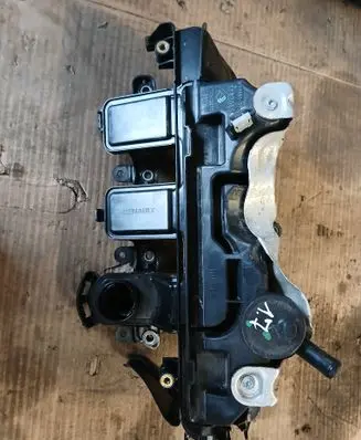 Renault Scenic IV - Grand scenic IV Rocker cam cover 118306606R PA66GF35 S0291