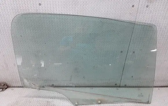 Peugeot 307 Rear door window glass
