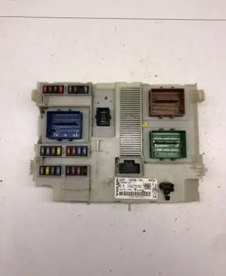 Volvo XC60 Fuse module AG9T14C256HC 31254837AC