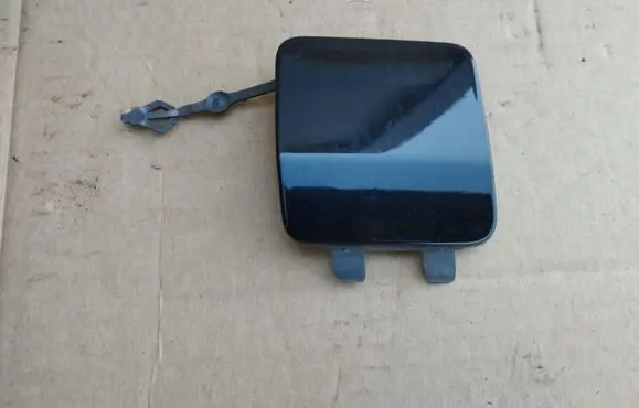Rear bumper row hook cap/cover