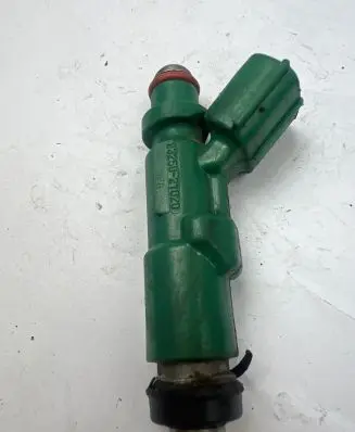 Toyota Prius (XW20) Fuel injector 2325021020
