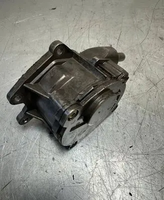 Mercedes-Benz ML W164 Vacuum pump LA1231065
