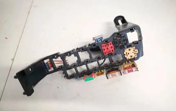 Volkswagen PASSAT B5 Sensor 8d1937545