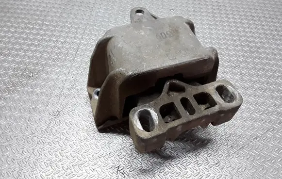 Volkswagen Golf IV Engine mount bracket 1J0199555