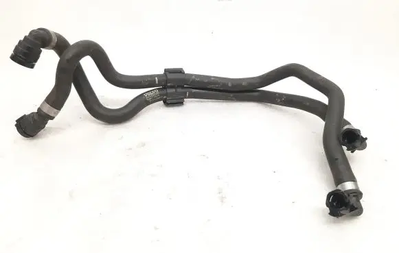 Volvo XC90 Engine coolant pipe/hose 32222707