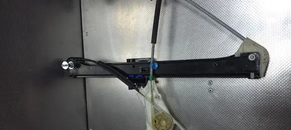 Audi RS3 Front window lifting mechanism without motor 8V4837461