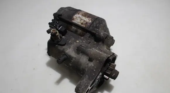 Toyota Yaris Starter motor