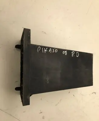 Citroen C4 Grand Picasso Front bumper mounting bracket