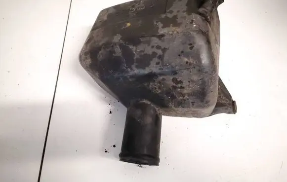 Intake resonator
