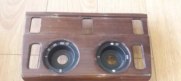 Mercedes-Benz E W124 Climate control/heater control trim 1246830275