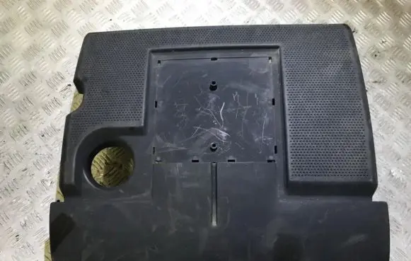 Skoda Fabia Mk1 (6Y) Engine cover (trim) 03e129607