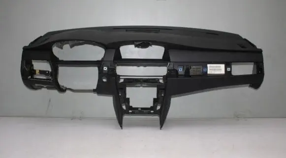 BMW 5 E60 E61 Dashboard 1j1