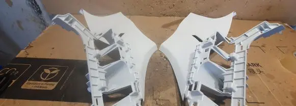 (B) pillar trim (bottom)