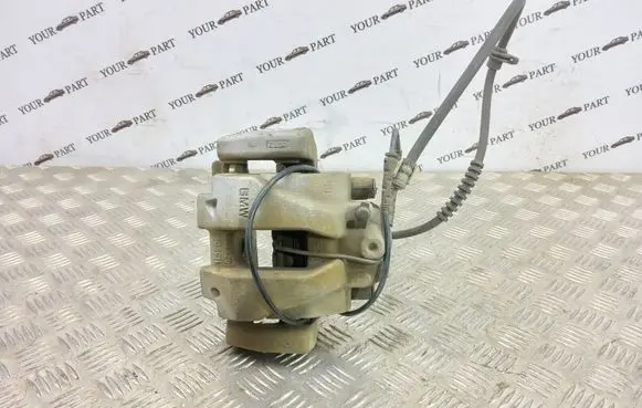 BMW X3 F25 Front brake caliper