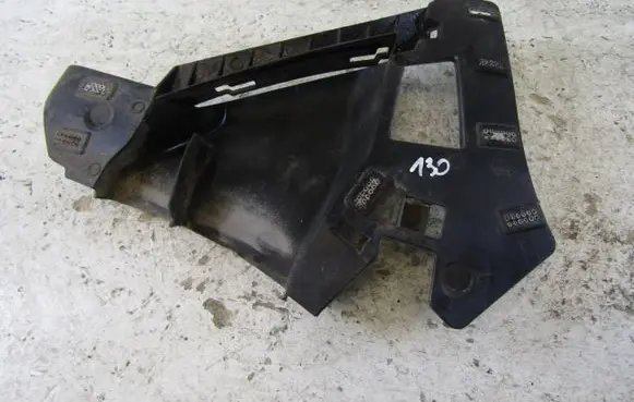 Renault Clio V Front bumper mounting bracket 620431569R