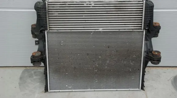 Iveco Daily 6th gen Intercooler radiator XXX 35S13 130KM