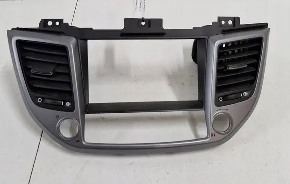 Hyundai Tucson TL Panel trim 84740-D7900