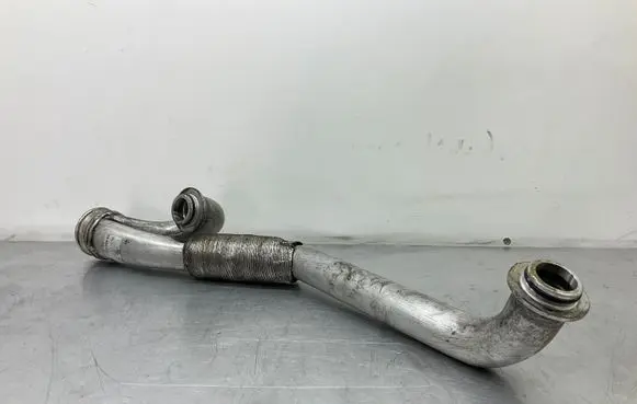 BMW 5 E60 E61 Intercooler hose/pipe 7600026