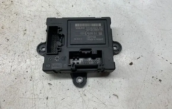 Volvo V70 Door control unit/module 31343027AC 1010253801 10057280