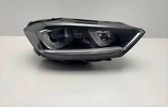 Volkswagen Golf Sportsvan Headlight/headlamp 517941034B 90056399