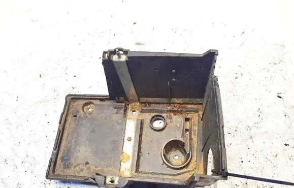 Volvo V50 Battery box tray 30667941