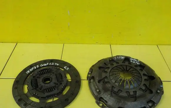 Volkswagen Golf VI Clutch set kit LUK 15SP35