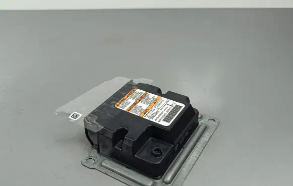 Suzuki SX4 S-Cross Airbag control unit/module 3F90058T01