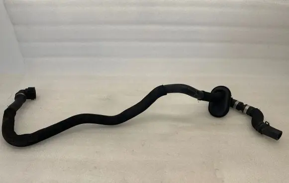 Audi A6 S6 C6 4F Engine coolant pipe/hose 4F0819373 4F1819699
