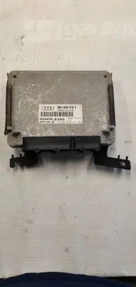 Audi A3 S3 8L Engine control unit/module 06A906019E 747320R031 5WP432403