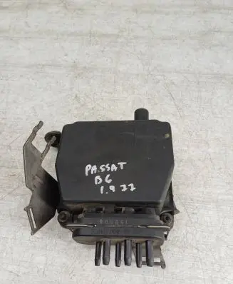 Volkswagen PASSAT B6 Turbo solenoid valve 6Q0131075 150196