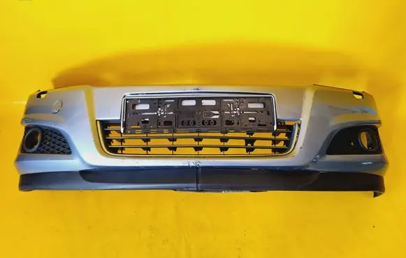 Opel Astra H Front bumper