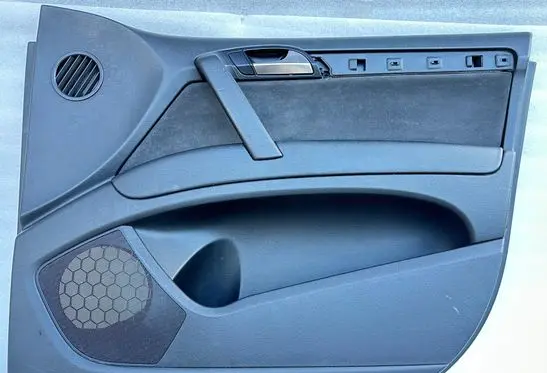 Audi Q7 4L Front door card panel trim 4L0863979