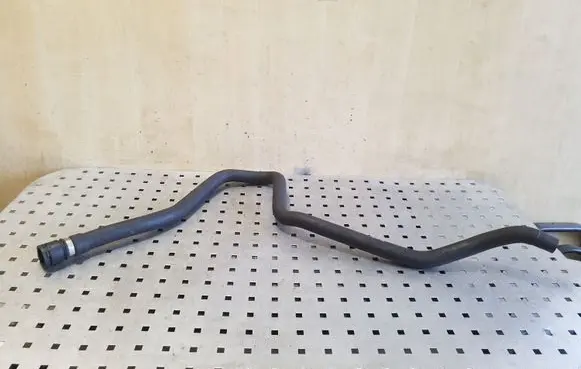 BMW 5 E39 Engine coolant pipe/hose 64218378952 8378952