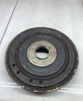 Ford Focus Crankshaft pulley 7064A