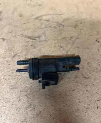 Mercedes-Benz ML W163 Vacuum valve 0025401407