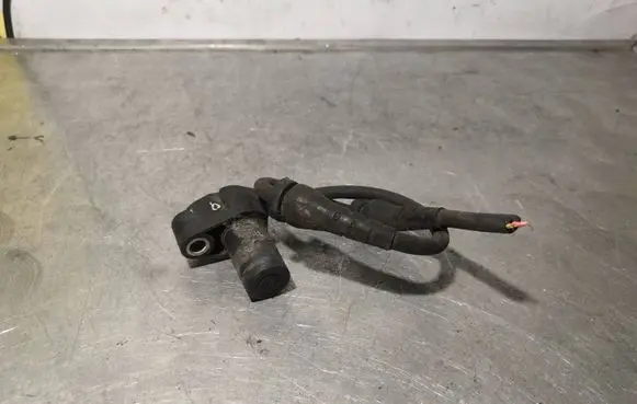 Audi A6 S6 C5 4B ABS brake wheel speed sensor 0265006577