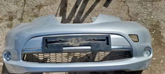 Nissan Leaf I (ZE0) Front bumper