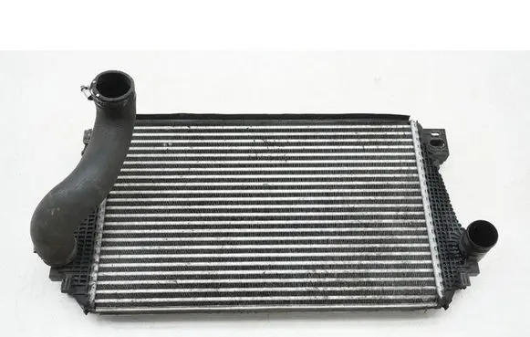 Volkswagen Amarok Intercooler radiator