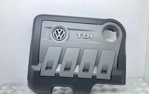 Volkswagen Scirocco Engine cover (trim) 03L103925R