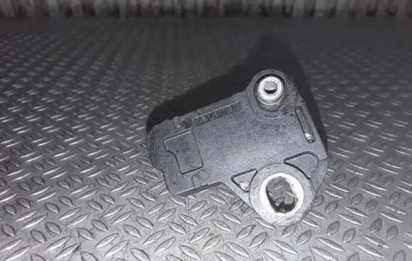 Peugeot 206 Camshaft position sensor 9637466980