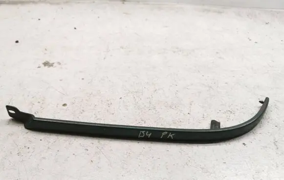 Under headlight/headlamp trim