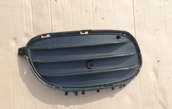 Mercedes-Benz GLA W156 Front bumper lower grill A1568858700